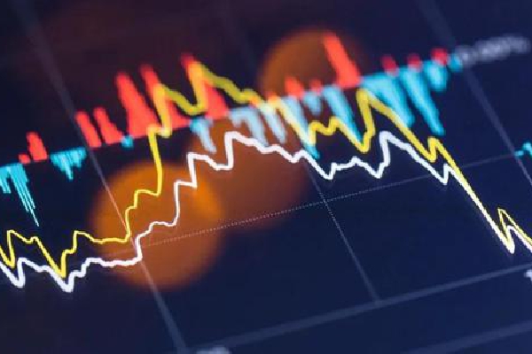 第二季度，中金印力消费REIT收入约7248万元，净利润约465万元